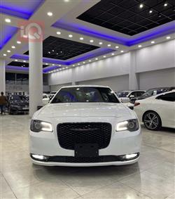 کرایسلەر 300